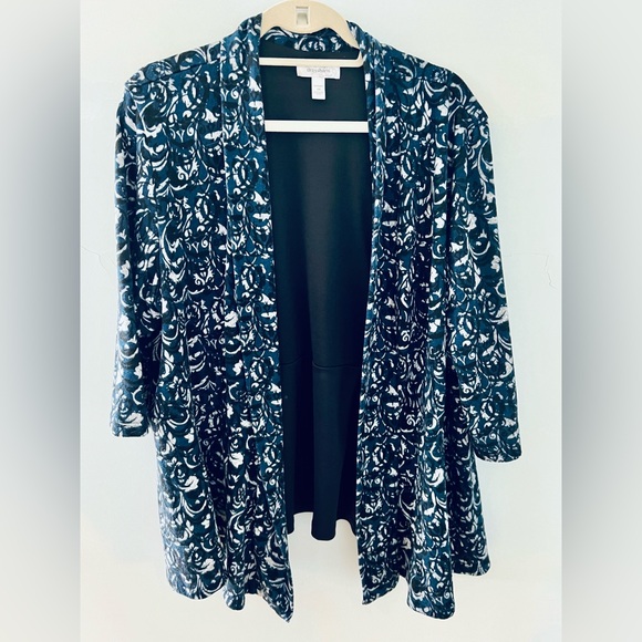 Open Front Sweater w/Peplum Bottom Womens 3X Scroll Pattern Dress Barn EUC - Picture 2 of 6